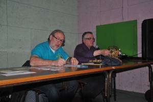 Les maîtres de jeu — Notre président Héric et Didier, l'un des bénévoles du FLEP